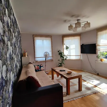 Lepardi Apartment *